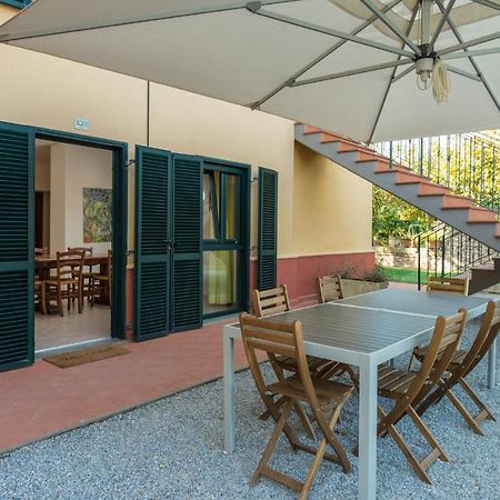 Agriturismo Le Vecchie Scuole Campiglia Marittima Exterior photo